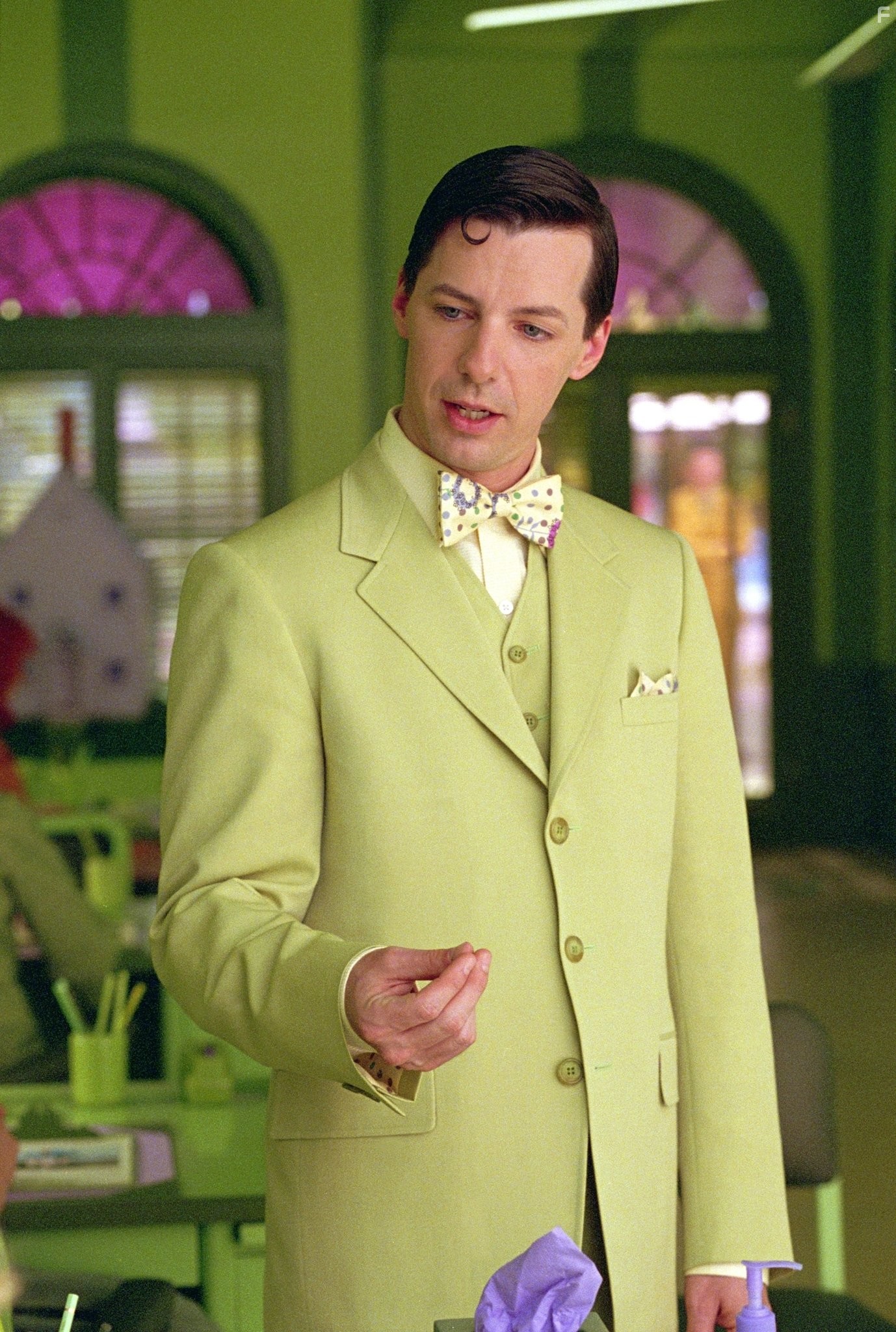 Sean Hayes in Кот (2003)