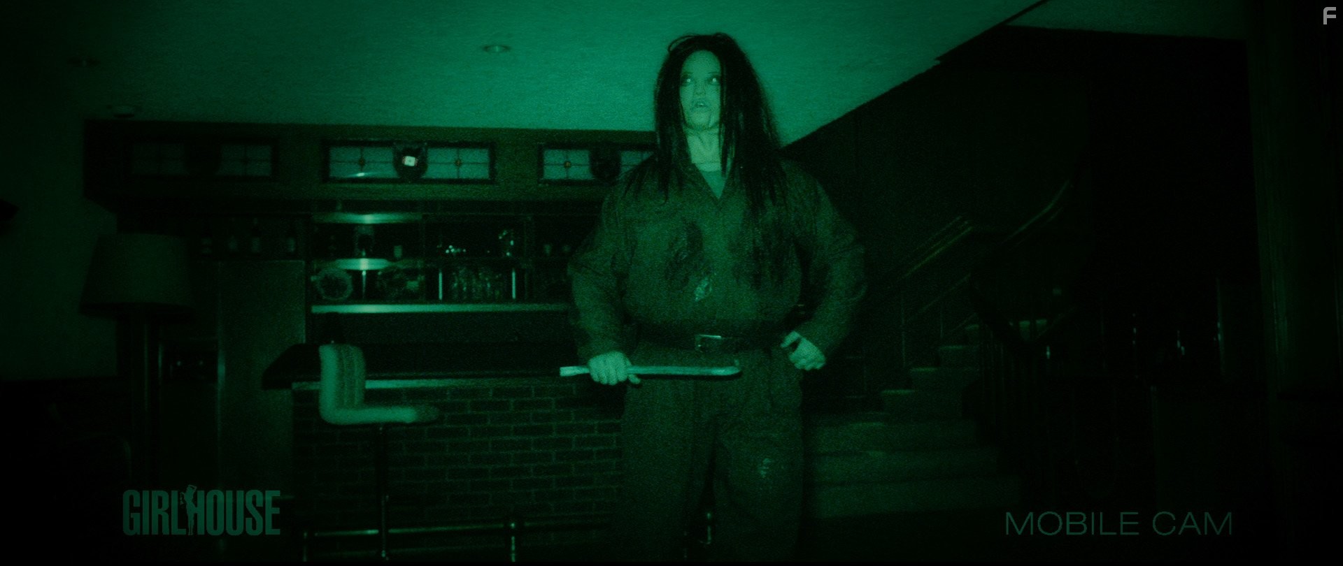 Slaine in Женский дом (2014)