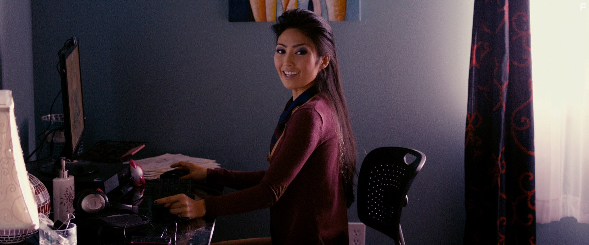 Chasty Ballesteros in Женский дом (2014)