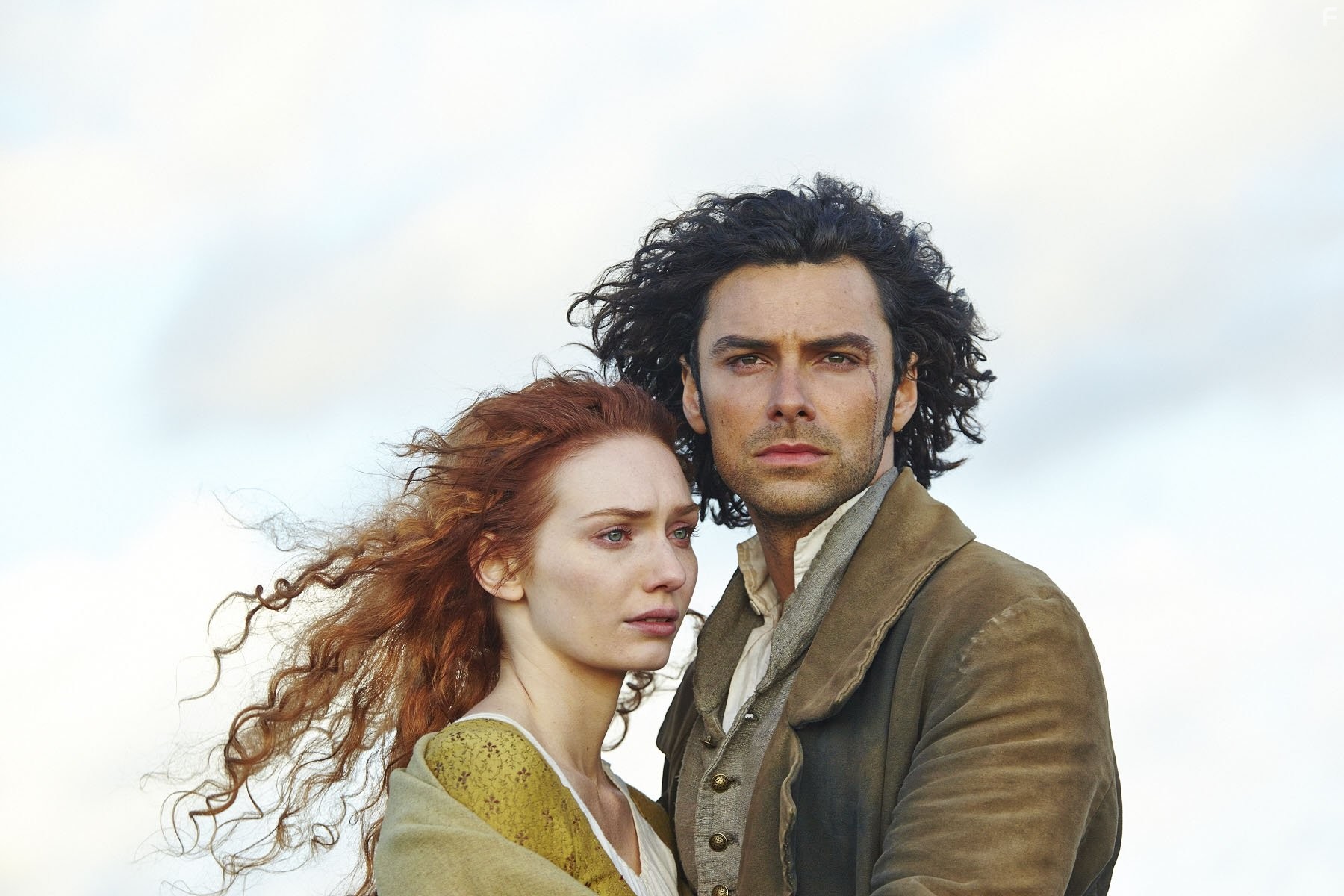 Eleanor Tomlinson and Aidan Turner in Полдарк (2015)