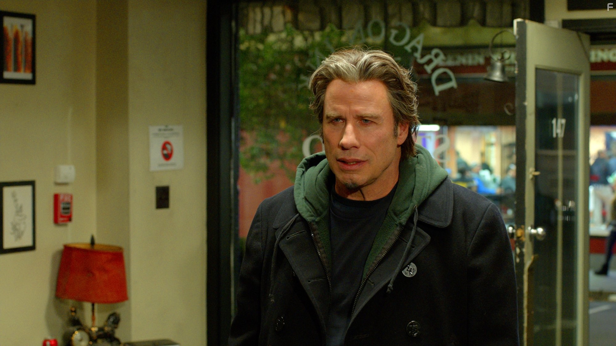 John Travolta in Фальсификатор (2014)