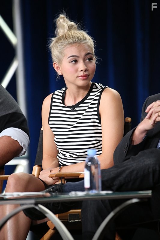 Hayley Kiyoko in CSI: Киберпространство (2015)