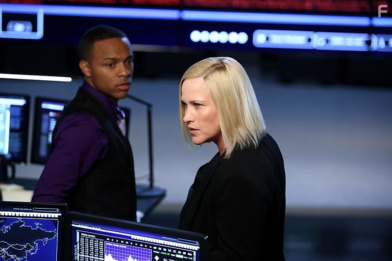 Patricia Arquette and Shad Moss in CSI: Киберпространство (2015)
