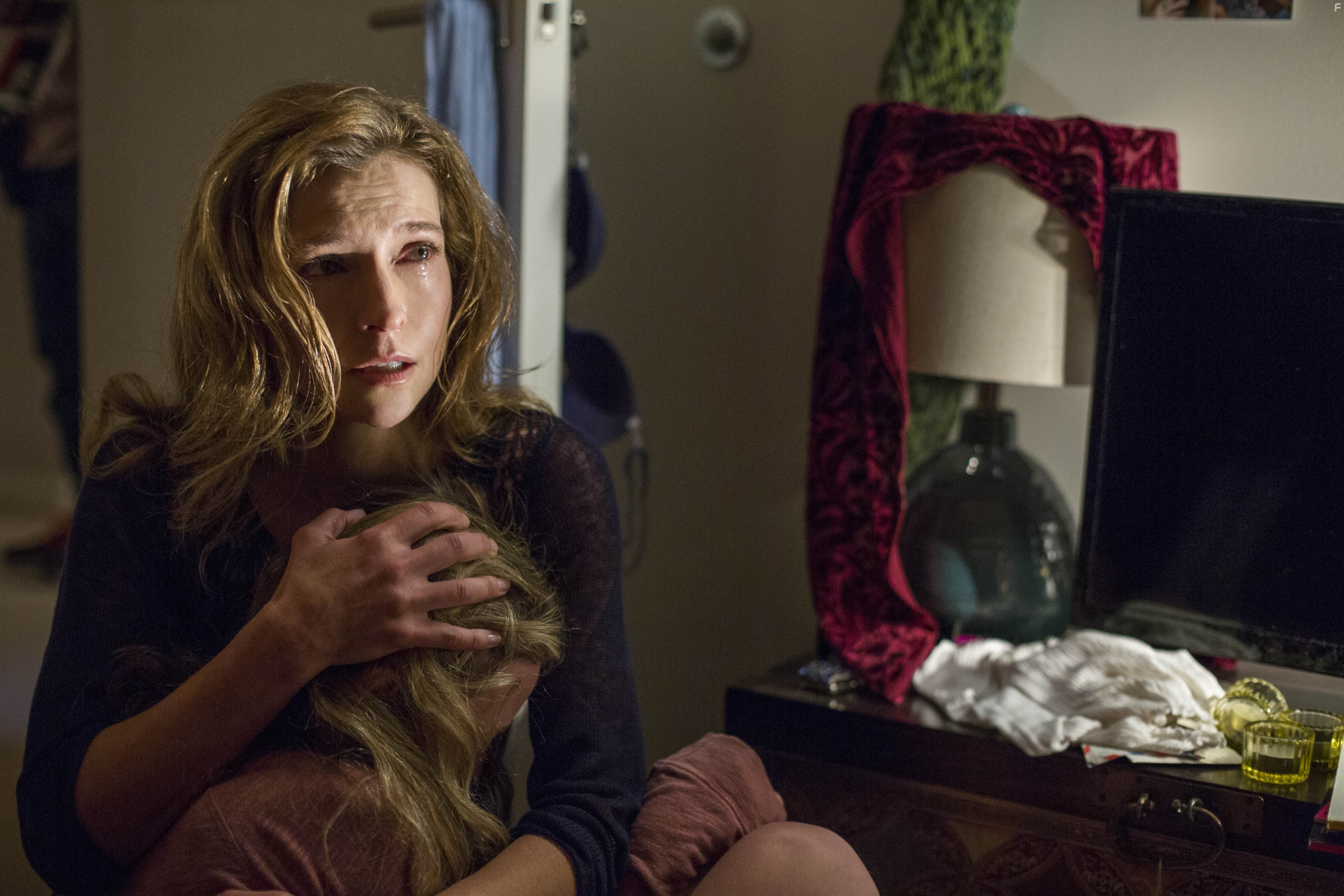 Tandi Wright and India Ennenga in Возвращённые (2015)