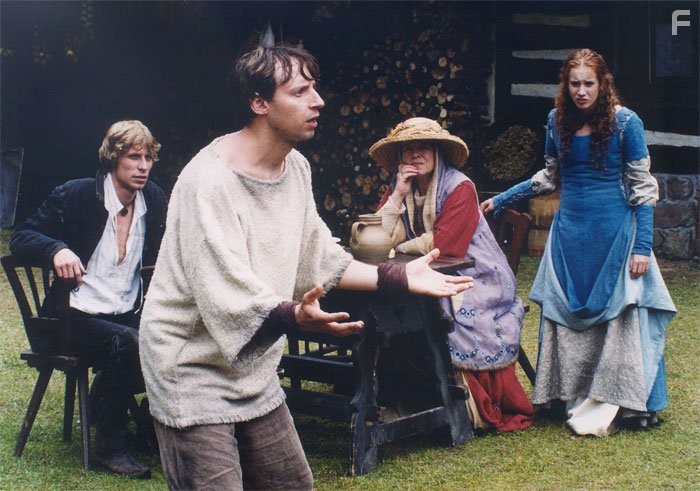 Iva Janzurov?, Tatiana Pauhofov?, and Step?n Kubista in Cert v? proc (2003)