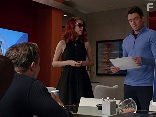 Steven Weber, Robert Buckley, and Leanne Lapp in Я - зомби (2015)