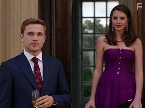 William Moseley and Genevieve Gaunt in Члены королевской семьи (2015)