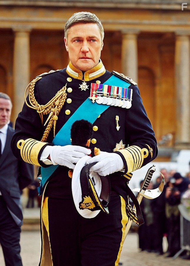 Vincent Regan in Члены королевской семьи (2015)