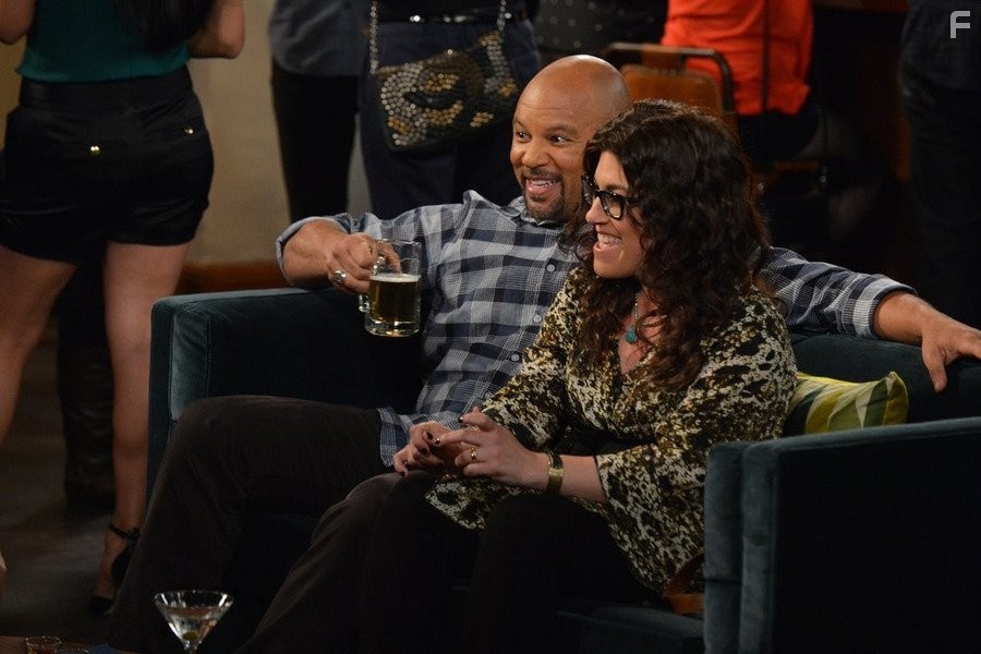 Chris Williams and Rebecca Corry in Одно большое счастье (2015)