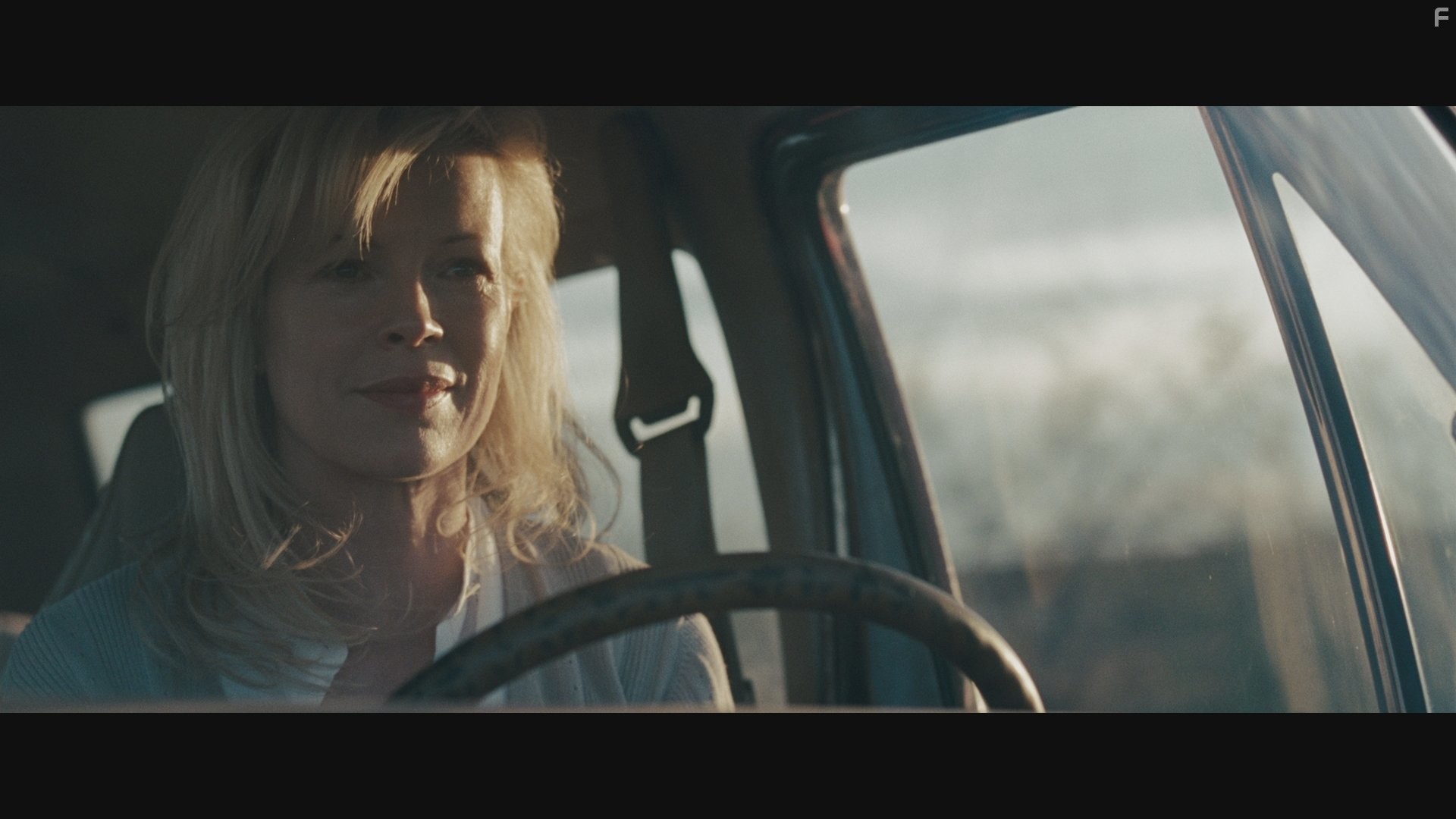 Kim Basinger in Пылающая равнина (2008)