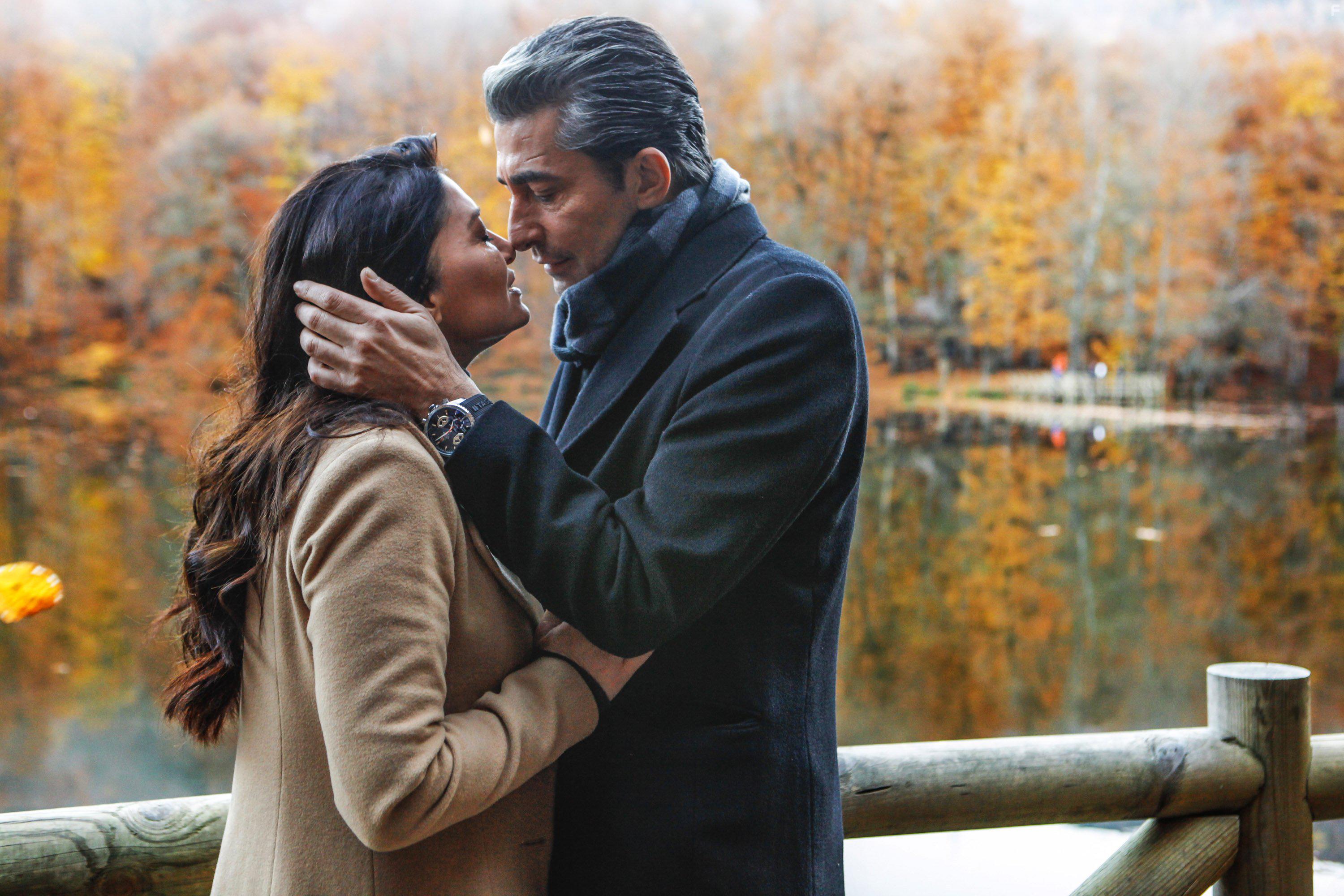 Nurgl Yesilay and Erkan Petekkaya in Parampara (2014)