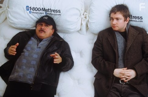Danny DeVito and Martin Freeman in Спокойной ночи (2007)