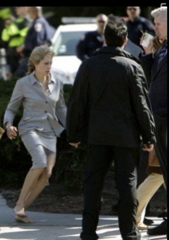 Angelina Jolie, Eddy Challita, and Matt Gulbranson in Солт (2010)