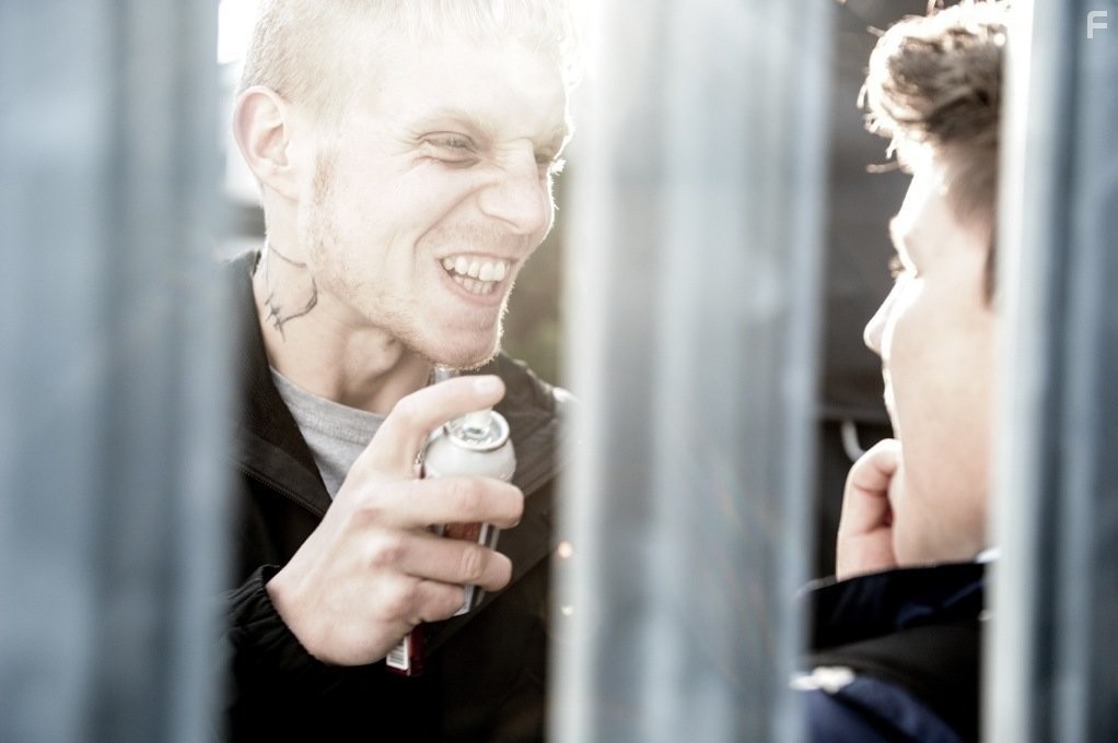 Charley Palmer Rothwell and Cameron Farrelly in Папаши (2014)