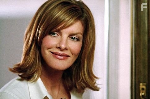 Rene Russo in Шоу начинается (2002)