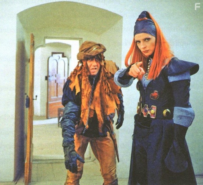 Ivana Ch?lkov? and Boris R?sner in Sedmero krkavcu (1993)