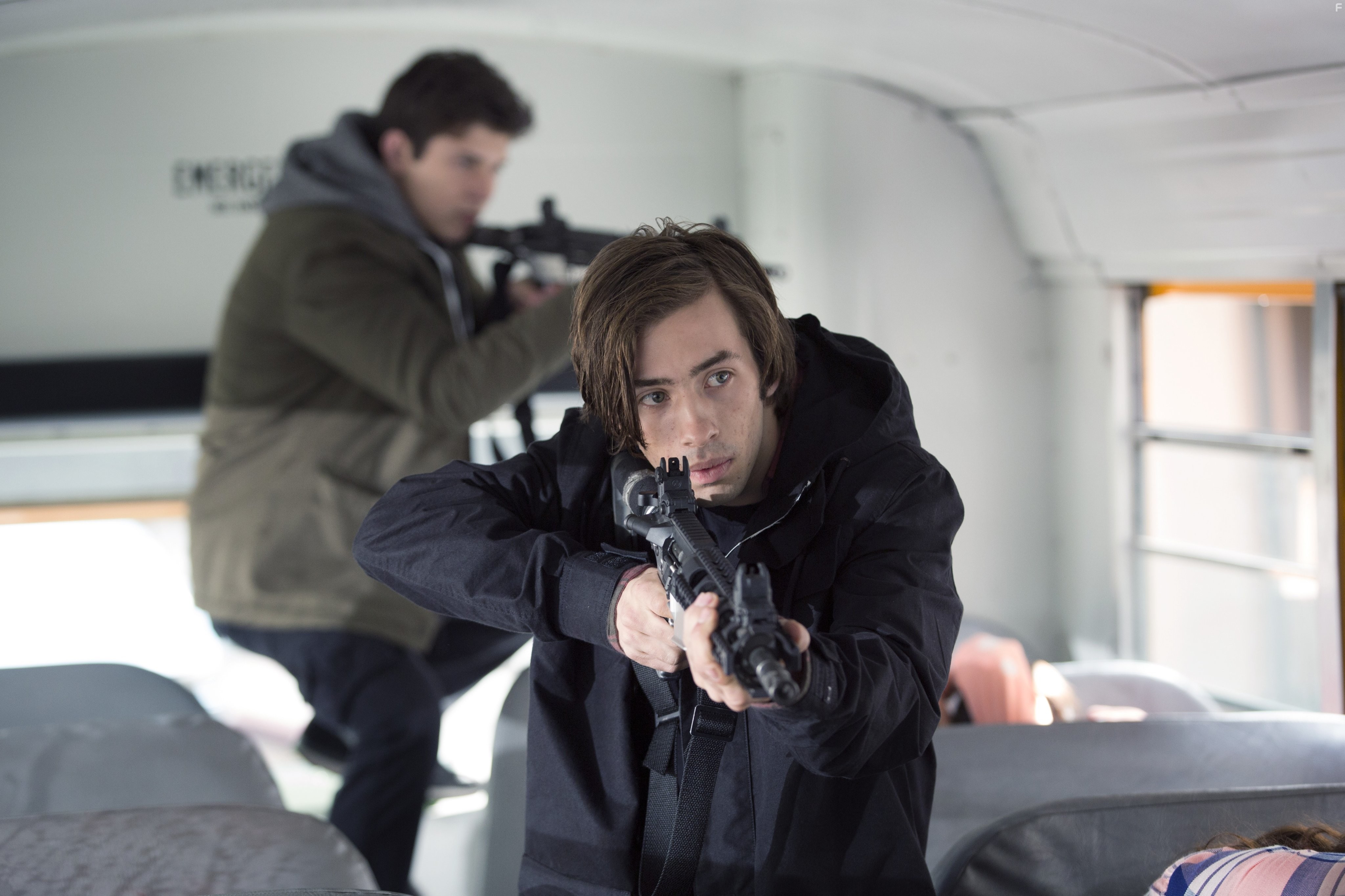 Jimmy Bennett and Mateus Ward in Убийство первой степени (2014)