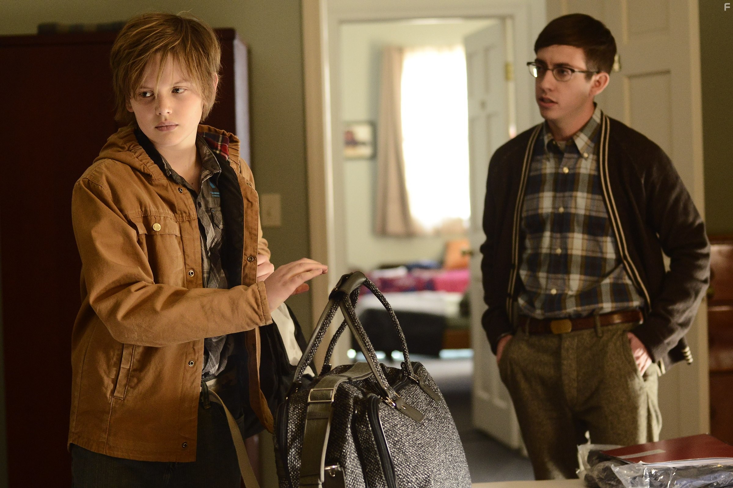 Kevin McHale and Garrett Wareing in Хористы (2014)