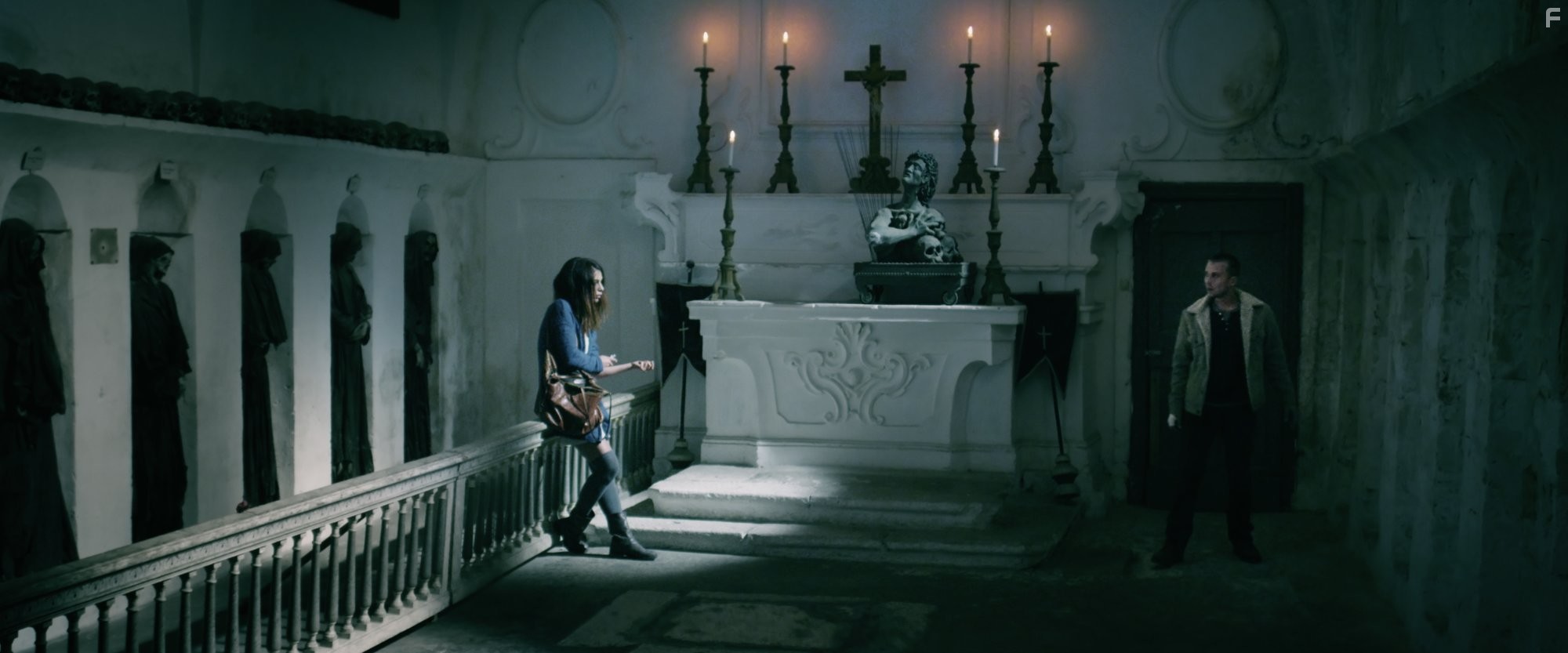 Nadia Hilker in Весна (2014)