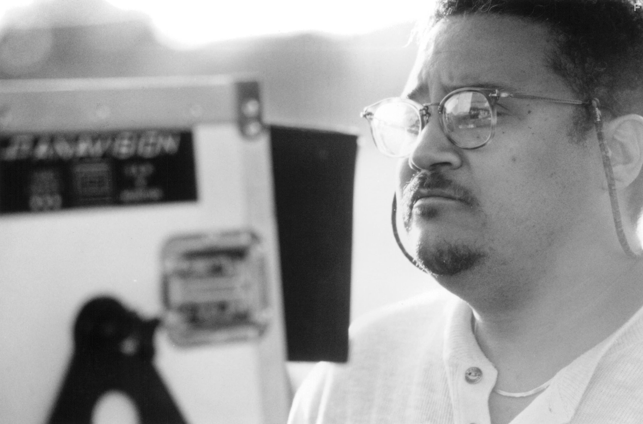 Ernest R. Dickerson in Байки из склепа: Демон ночи (1995)