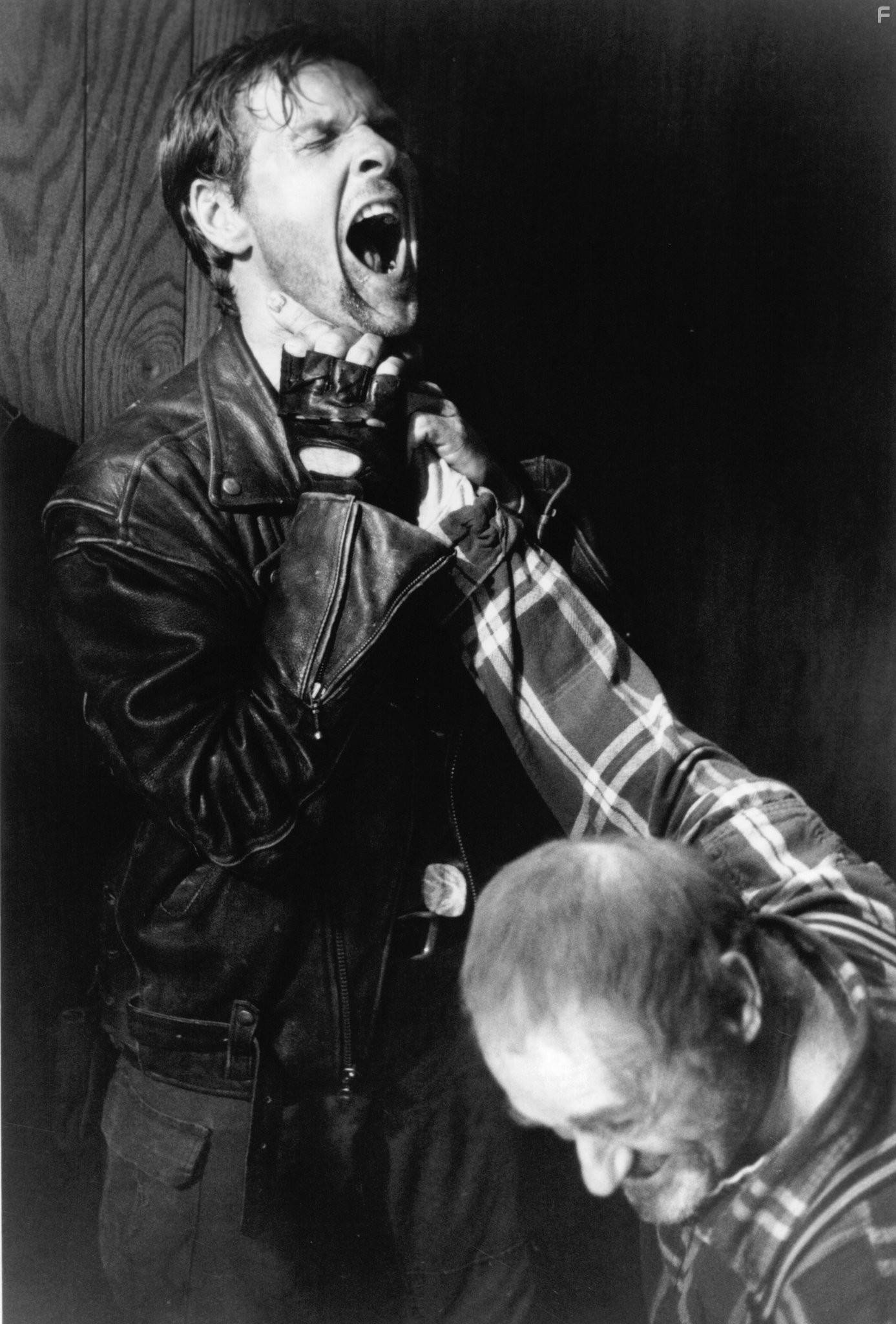 William Sadler and Dick Miller in Байки из склепа: Демон ночи (1995)