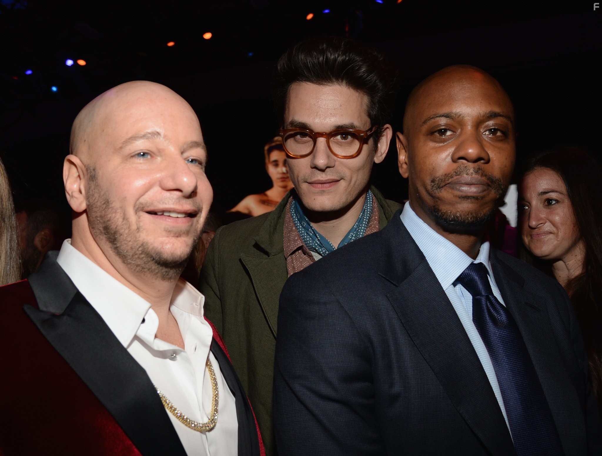 Dave Chappelle, Jeffrey Ross, and John Mayer at Поджарь звезду: Джастин Бибер (2015)