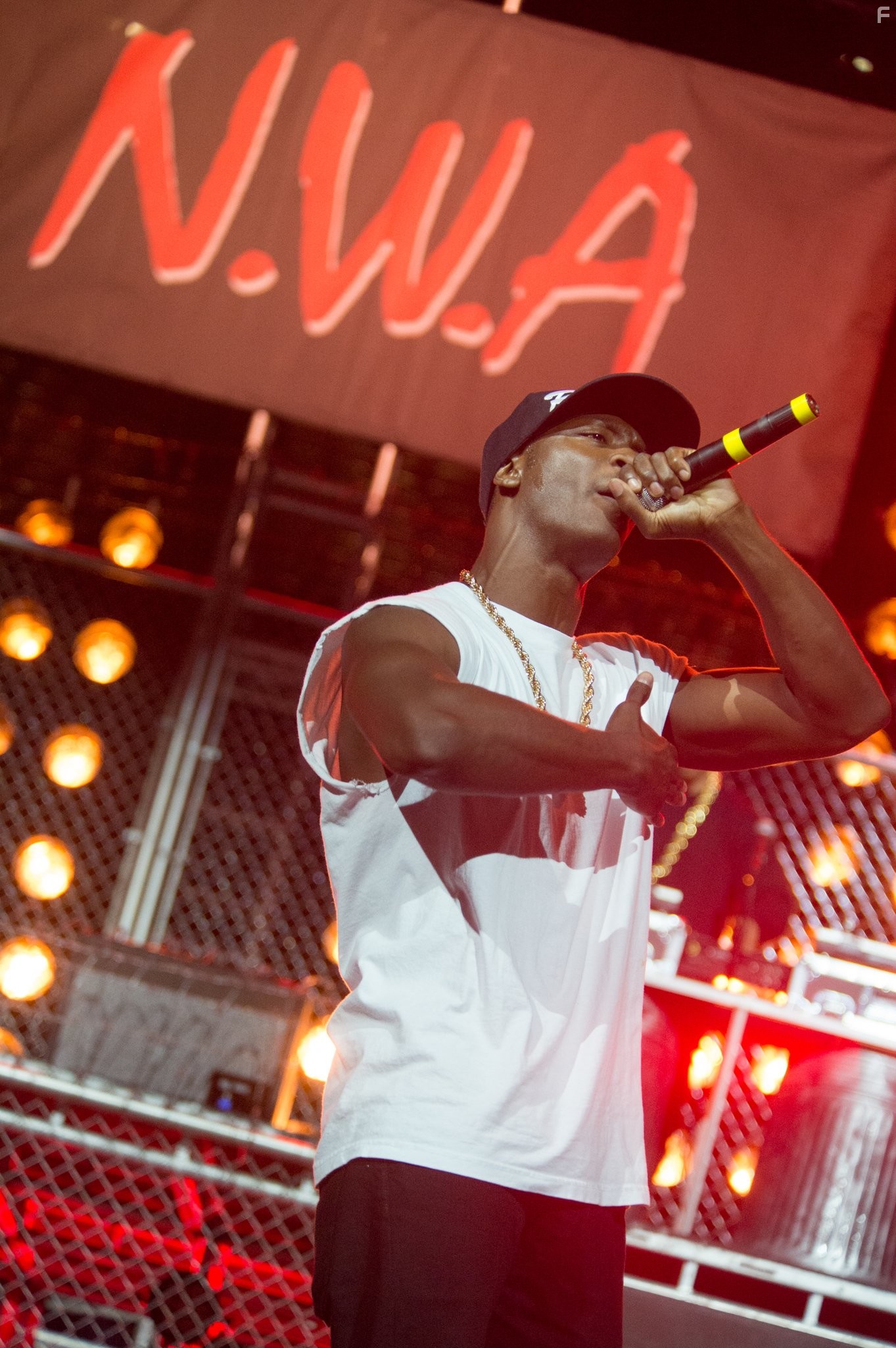 Aldis Hodge in Голос улиц (2015)