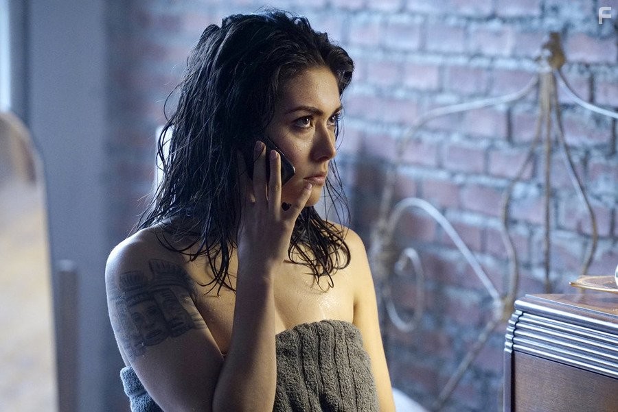 Daniella Pineda in Американская одиссея (2015)