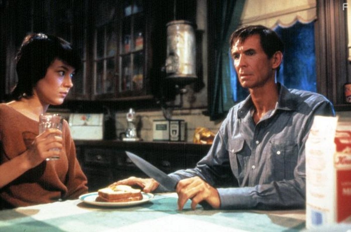 Anthony Perkins and Meg Tilly in Психо 2 (1983)