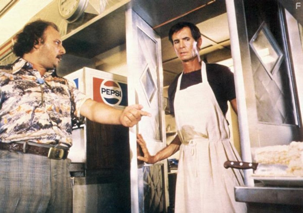 Anthony Perkins and Dennis Franz in Психо 2 (1983)