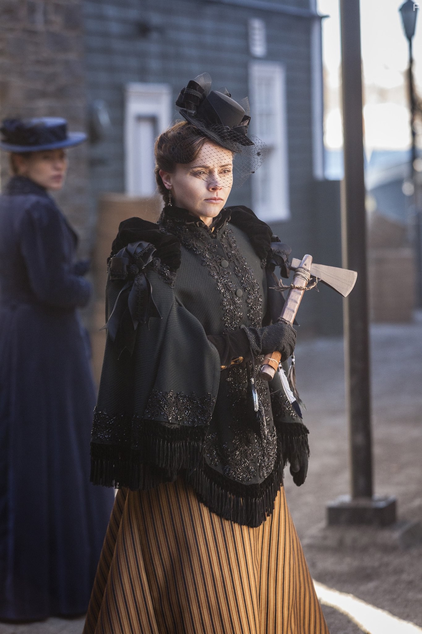 Christina Ricci and Clea DuVall in Хроники Лиззи Борден (2015)