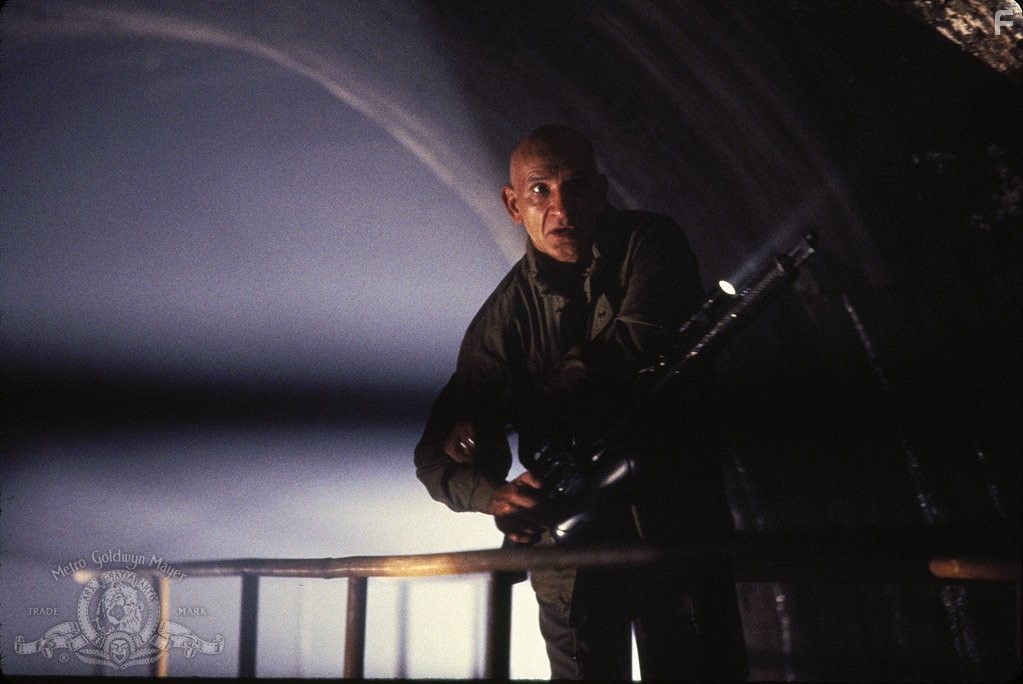 Ben Kingsley in Особь (1995)