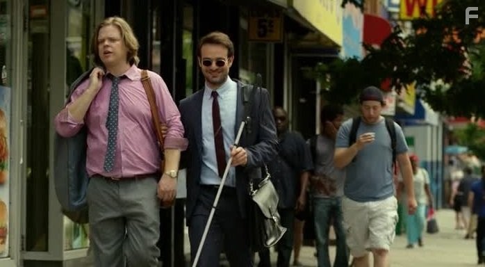 Elden Henson and Charlie Cox in Сорвиголова (2015)