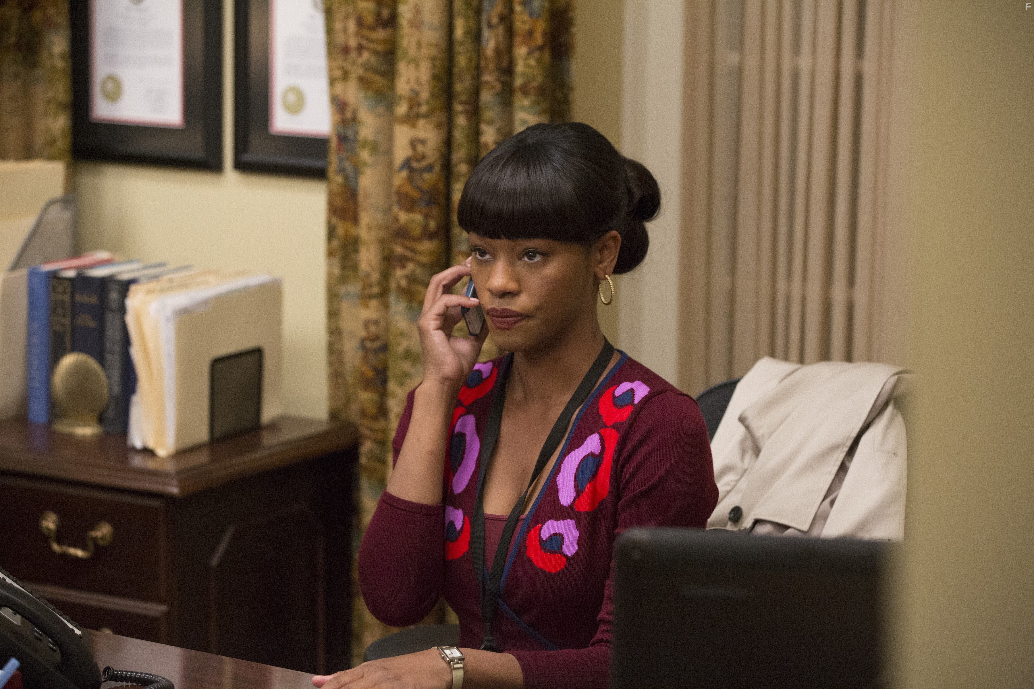 Sufe Bradshaw in YИП (2012)