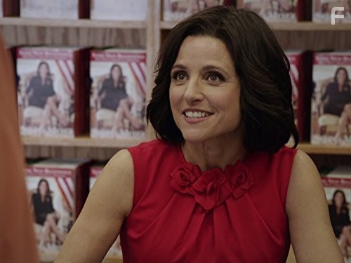 Julia Louis-Dreyfus in YИП (2012)