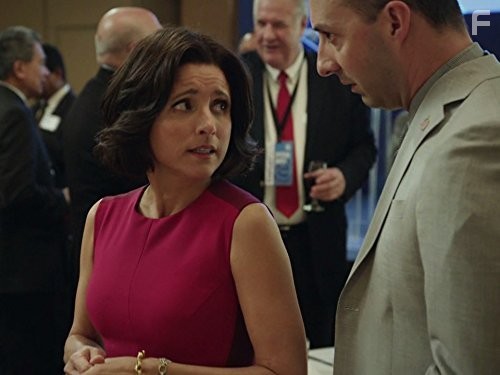 Julia Louis-Dreyfus and Tony Hale in YИП (2012)