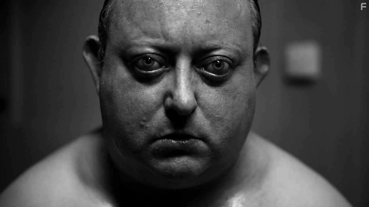 Laurence R. Harvey in Чeловеческая многоножка 2 (2011)