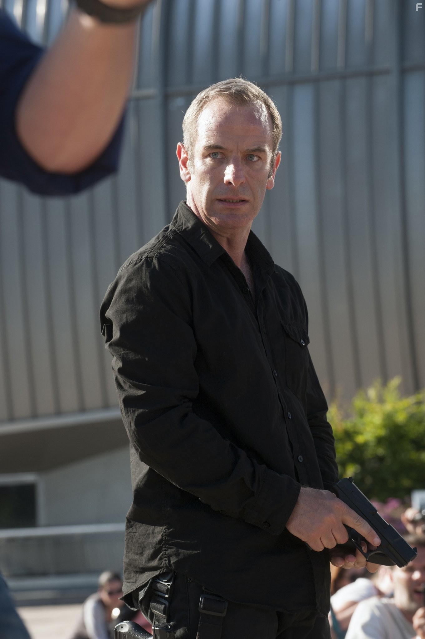 Robson Green in Ответный удар (2010)