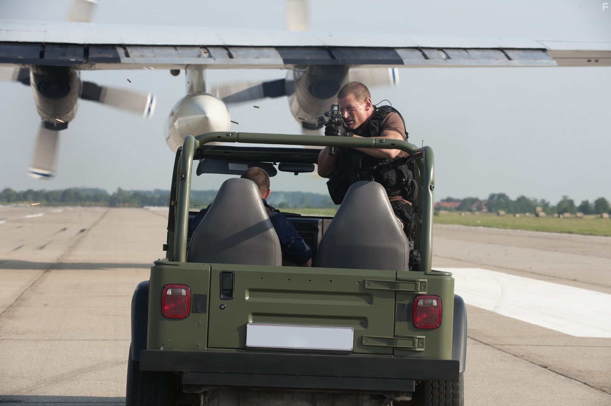 Philip Winchester in Ответный удар (2010)