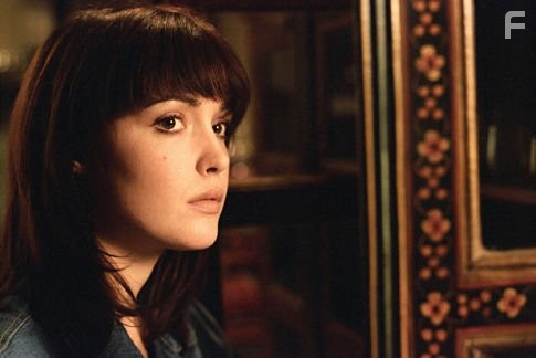Rose Byrne in Одержимость (2004)