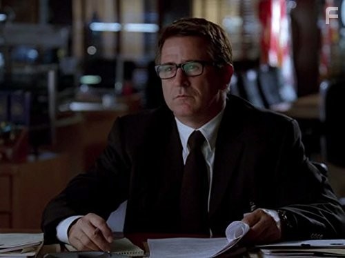 Anthony LaPaglia in Без следа (2002)