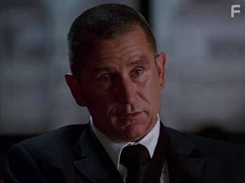 Anthony LaPaglia in Без следа (2002)