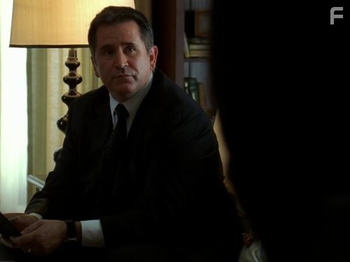 Anthony LaPaglia in Без следа (2002)