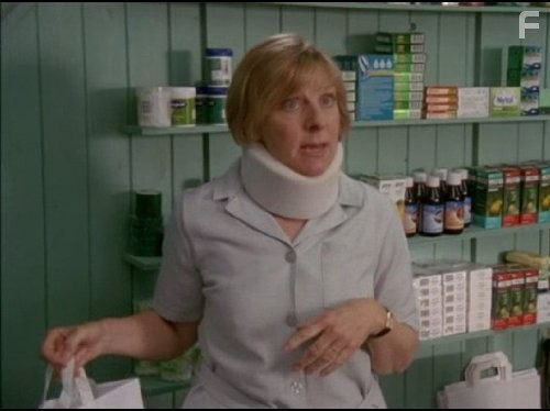 Selina Cadell in Доктор Мартин (2004)