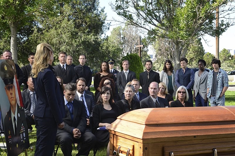 Joel Courtney, Anna Diop, Sofia Black-D'Elia, and Jon Fletcher in Посланники (2015)