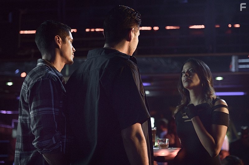 Посланники (2015)