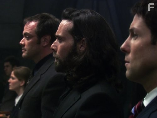 Jamie Bamber, James Callis, and Mark Sheppard in Звездный крейсер Галактика (2004)