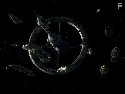 Звездный крейсер Галактика (2004)