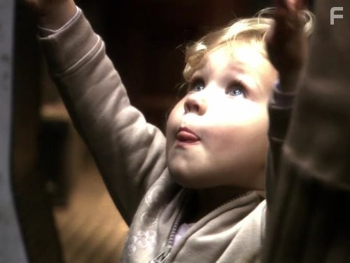 Звездный крейсер Галактика (2004)