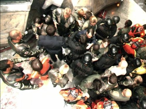 Звездный крейсер Галактика (2004)